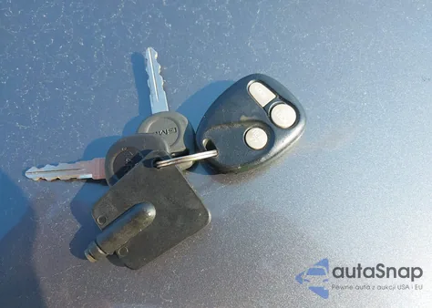 2000 GMC Savana Rv G1500 from USA, damaged, VIN 1GDFG15RXY1155126